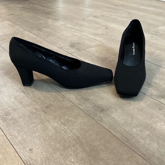 Easy Spirit Black Pumps women’s size 7.5 heels - Picture 4 of 9